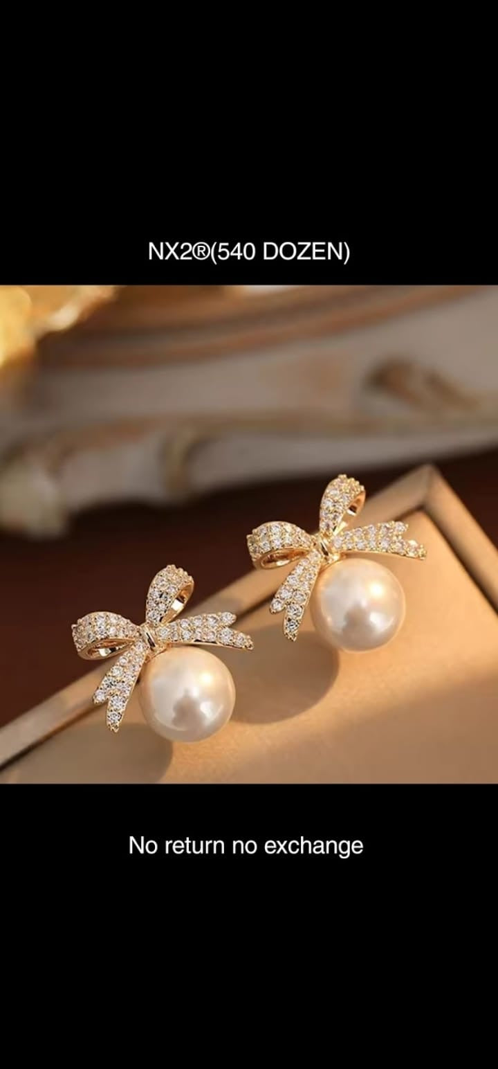 Tie Stone with Pearl Stud Korean Earring