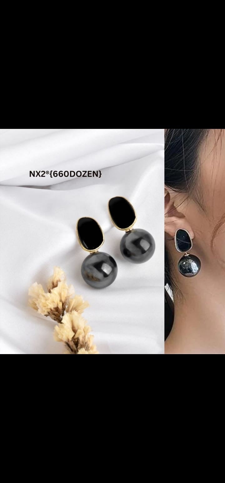 Korean Style Big Black Pearl Stud Earrings - Wholesale